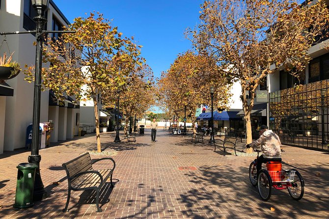 Monterey State Historic Park and Fisherman’s Wharf: A Self-Guided Audio Tour - Starting at the Salvador Dali Museum