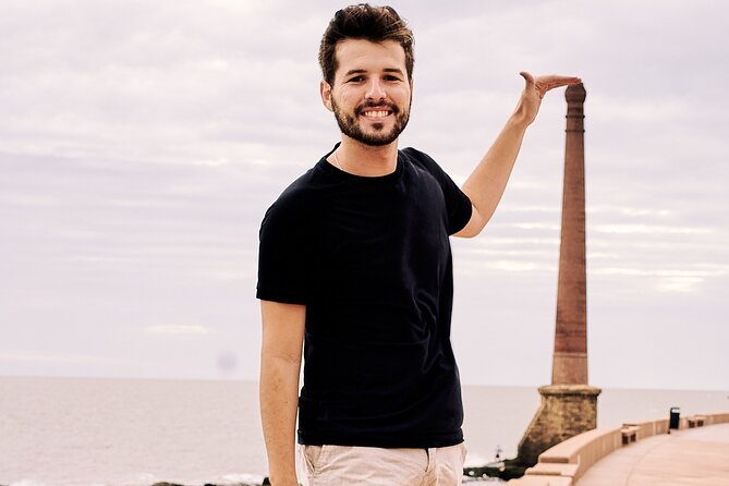 Montevideo: Walking Tour with Photographer and Audioguide - What the $36.99 price really buys you