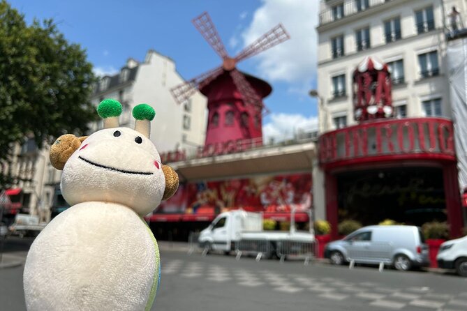 Montmartre - A Canvas of Art and History (Self-Guided audio tour) - Cafés, Amélie, and the artistic quarter