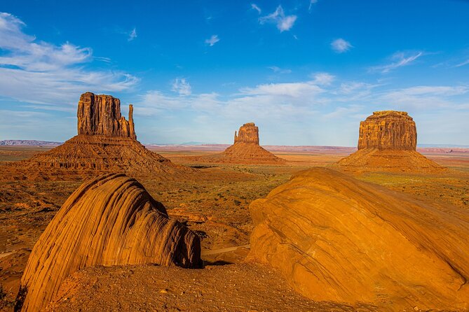 Monument Valley Self-Guided Audio Tour - The Mittens and Three Sisters set the scene
