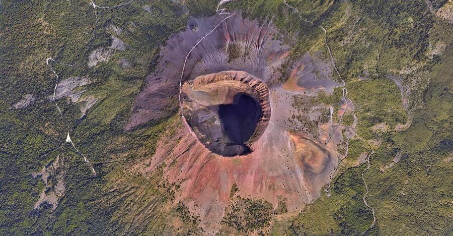 Mount Vesuvius: Skip-the-Line Ticket and Smart Digital Guide - The climb to the crater, from the trailhead to the rim