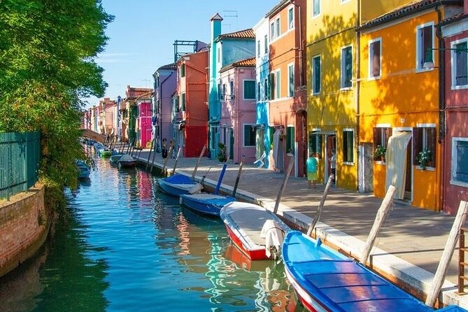 Murano and Burano cruise with glass blowing & audio guide - From Campo San Zaccaria to the Venetian lagoon