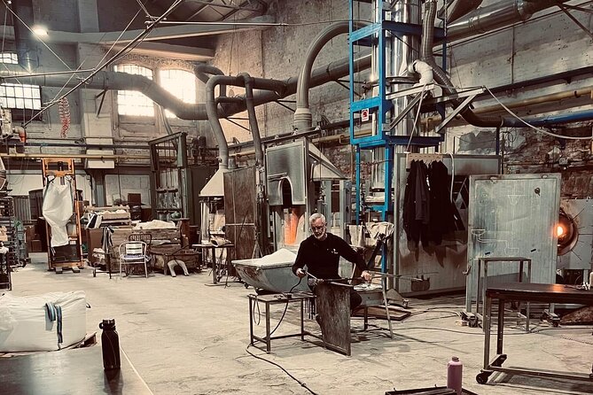 Murano and Burano cruise with glass blowing & audio guide - Practical details that can make the day easier