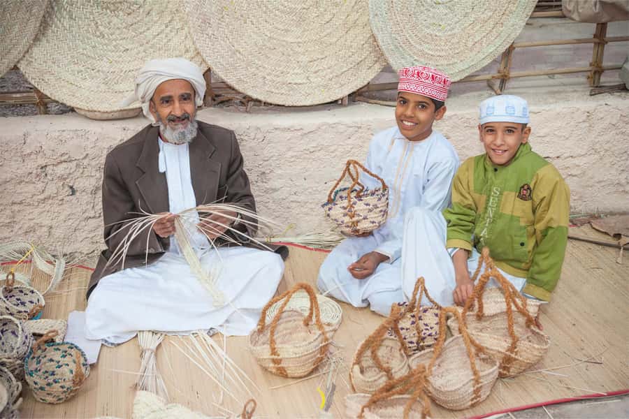 Muscat: Half-Day Sightseeing Essentials Tour and Audio Guide - Key points before you book