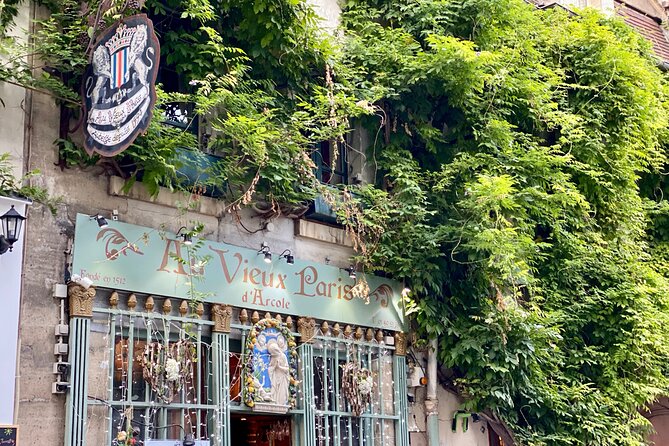 Mysteries & Legends, smartphone audioguided walking tour - Pont Neuf and the oldest bridge in Paris
