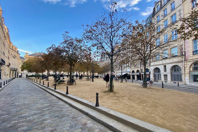 Mysteries & Legends, smartphone audioguided walking tour - Île de la Cité and the darker side of Paris