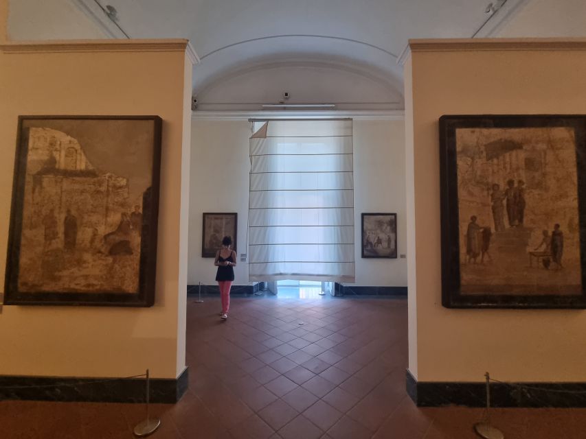 Naples: National Archaeological Museum audio guide - Why an audio guide helps in this enormous museum