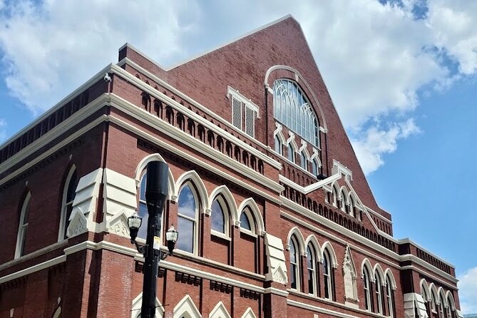 Nashville Music City Smart Phone Self-Guided Audio/App Walking Tour - Starting at Boot Country on Broadway