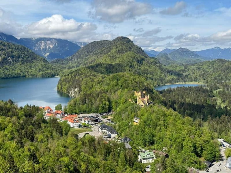 Neuschwanstein Castle Skip-the-Line Ticket with Audio Guide - The audio guide and language choices