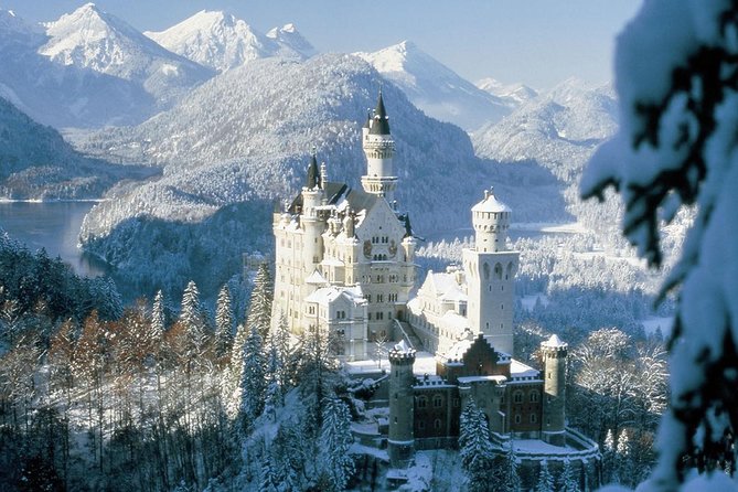 Neuschwanstein Castle Ticket With Audio Guided Tour - Getting from the parking area to the castle