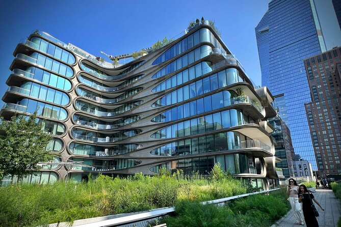 New York City's High Line: A Self-Guided Audio Tour - Chelsea Market and the Food Network connection