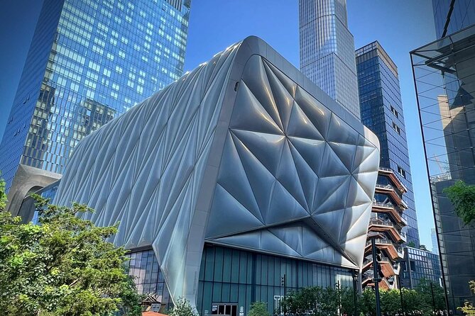 New York City's High Line: A Self-Guided Audio Tour - The General Theological Seminary and the Standard Hotel