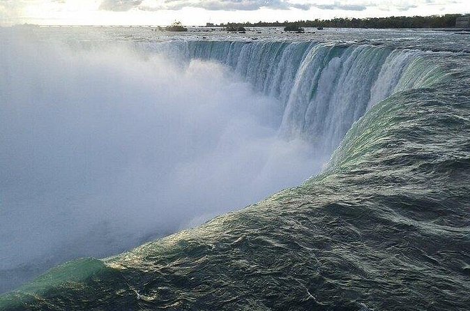 Niagara: Behind The Falls, Skylon Tower Ticket & Tesla Audio Tour - Who should book this experience?