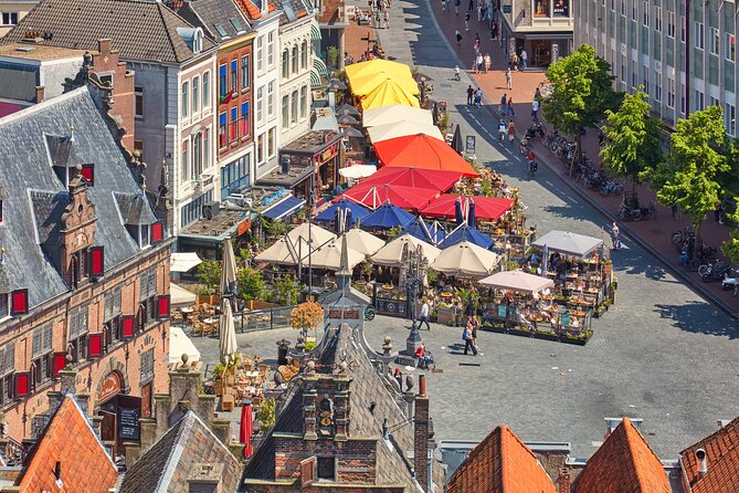Nijmegen: City Walk with Audio Guide in 7 Languages on your Phone - Languages, narration, and what to expect