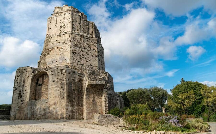Nimes: Ancient Roman Arena Ticket & Old Town Audio Tour - Is $18 good value?