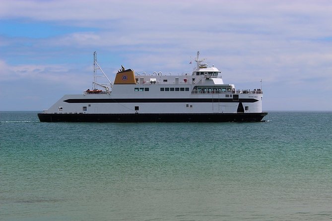 Oak Bluffs, Martha's Vineyard Audio Tour - A scenic beach break between the main sights