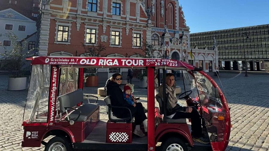 Old Riga Heated E-Bus Tour with Audio Guide & Mulled Wine - Key points to know before you ride