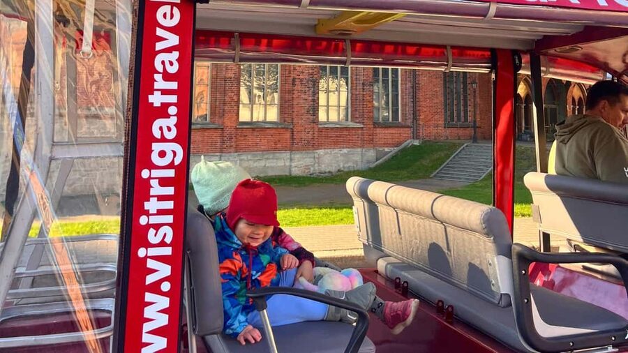 Old Riga Heated E-Bus Tour with Audio Guide & Mulled Wine - Starting at Jēkaba Barracks on Torņa Street
