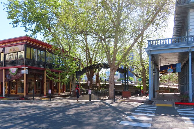 Old Sacramento: A Self-Guided Audio Tour - What this Old Sacramento audio walk actually offers
