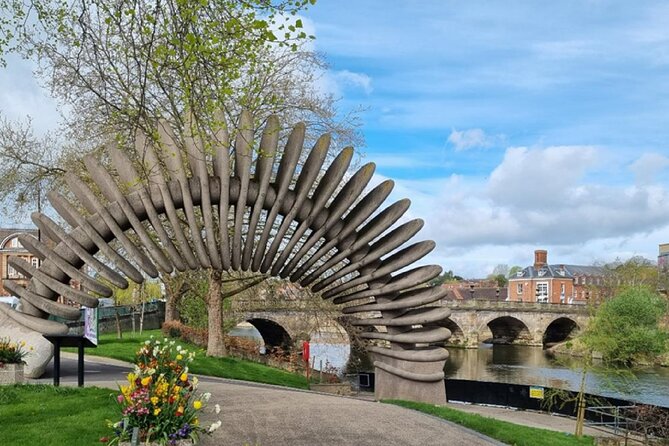 On the Origins of Charles Darwin: A Self-Guided Audio Tour of Shrewsbury - St Mary’s Church and familiar childhood places