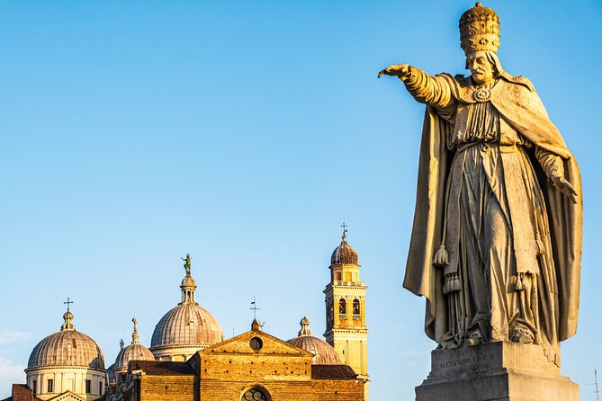 Padova Walking Tour with Audio and Written Guide by a Local - Prato della Valle gives you a spacious starting point