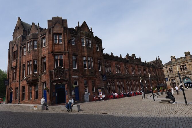 Paisley History Walking Tour with Personal Audio - Houston Kiltmakers and a living Scottish craft