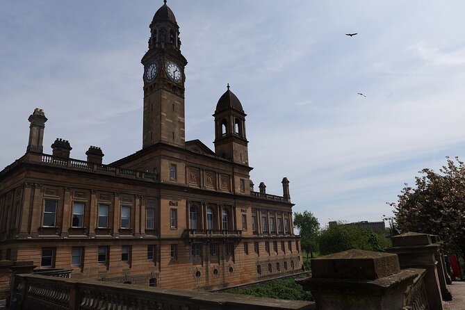 Paisley History Walking Tour with Personal Audio - Paisley Abbey and the town’s medieval beginning