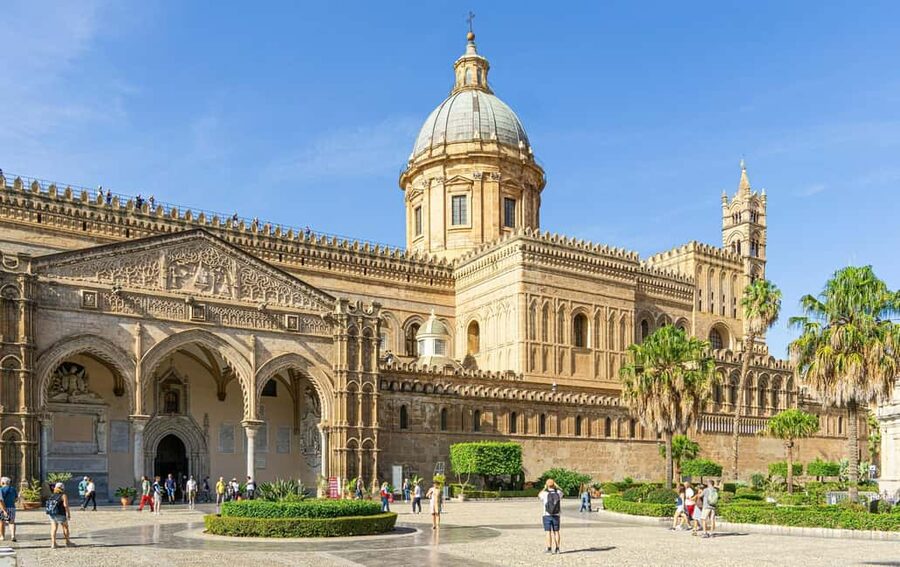 Palermo: Cathedral Audioguided Tour & Rooftop Entry Ticket - Climbing to the rooftop for Palermo views