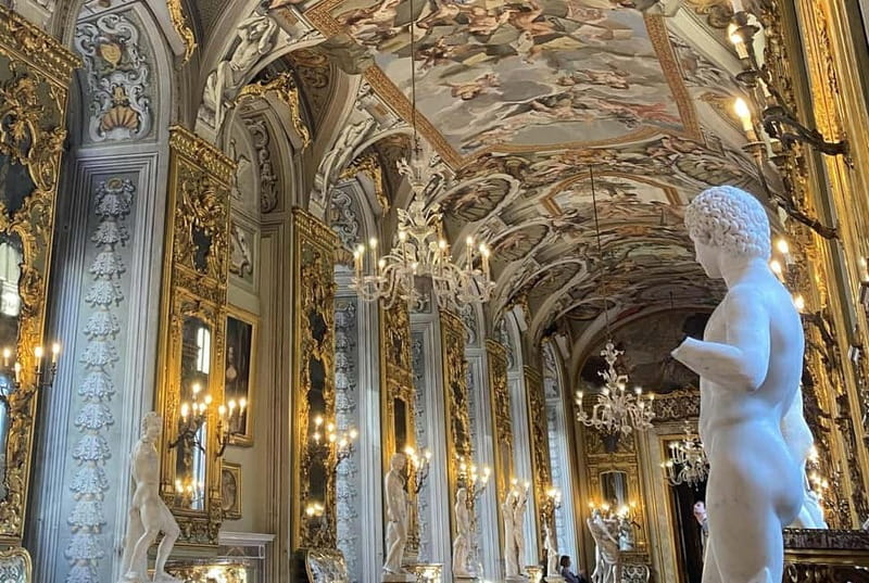 Pamphilj Gallery Skip The Line Tickets and Audio Guide - Starting with the palace rooms