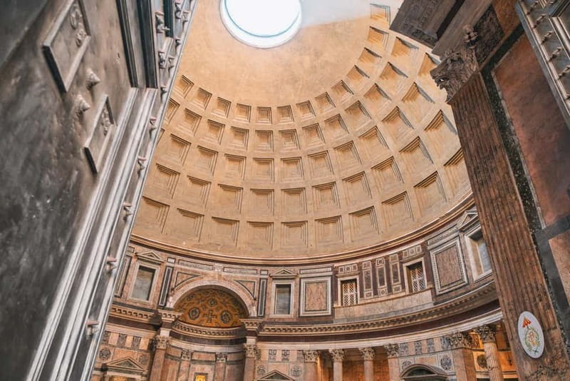 Pantheon Reserved Entry Ticket with Audio Guide - Arriving at the Pantheon and finding the right queue