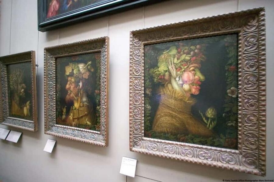 Paris: Louvre Museum Hosted Entry & Masterpieces Audio Guide - Following the digital masterpieces guide