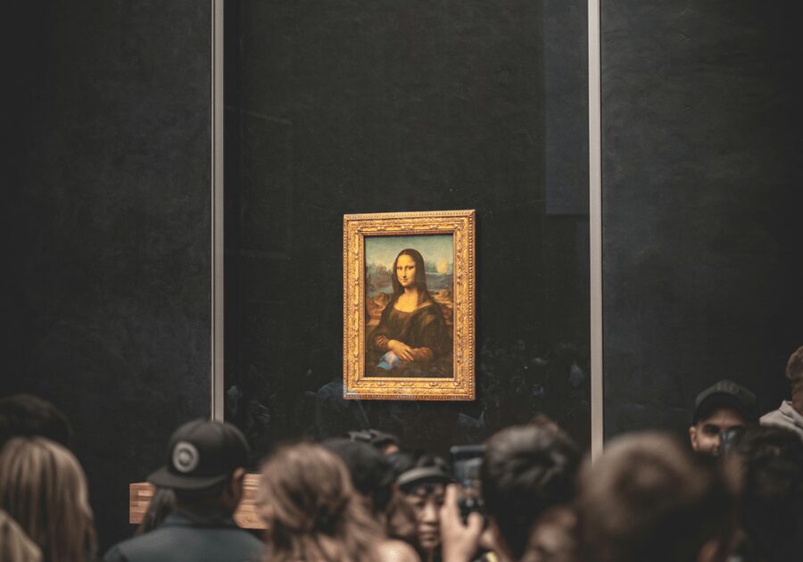 Paris: Louvre Museum Ticket & Exclusive Immersive AudioGuide - The Mona Lisa, Venus de Milo, and Liberty Leading the People