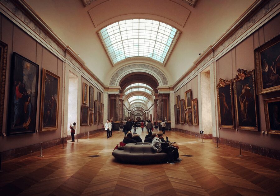 Paris: Louvre Museum Ticket & Exclusive Immersive AudioGuide - Using the Audio Guide Without Losing Your Day