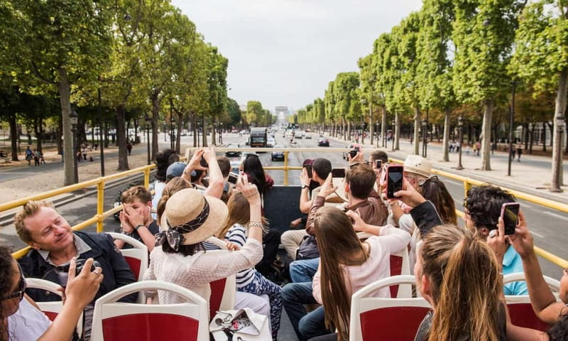 Paris: Louvre Museum Ticket with Audio guide - Key points at a glance