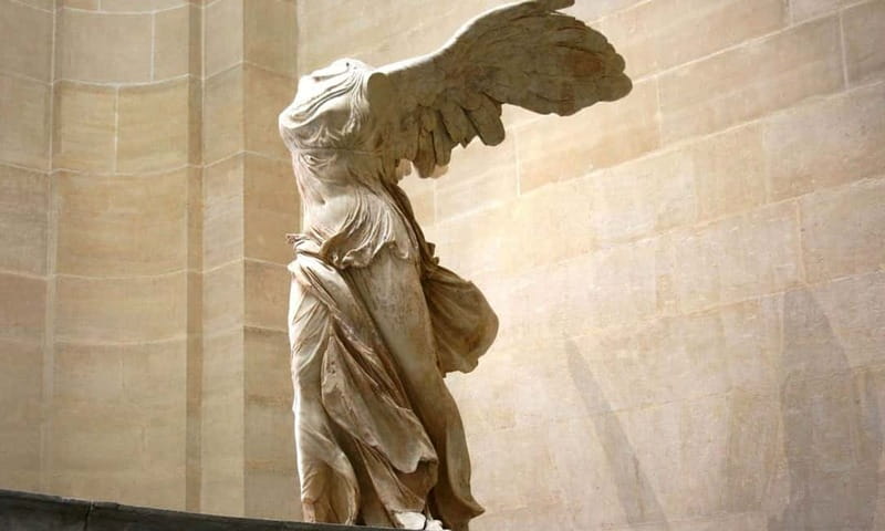 Paris: Louvre Museum Ticket with Audio guide - Timing matters more than the one-day label