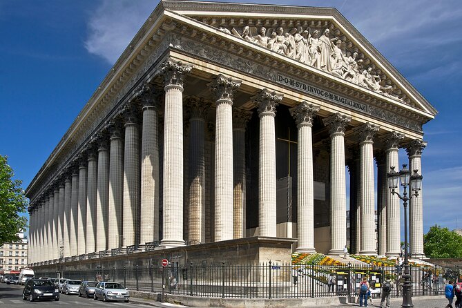 Paris Luxury Minivan City Tour with Audio Guide - Finishing beneath the golden dome at Les Invalides