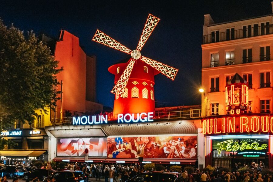 Paris: Tootbus Panoramic by Night Bus Tour with Audioguide - Moulin Rouge and the Pigalle stop in the story
