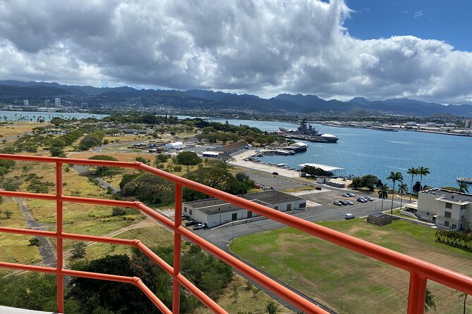 Pearl Harbor Aviation Museum Ticket with Audio Tour and Shuttle - Hangar 37 and the attack on Pearl Harbor