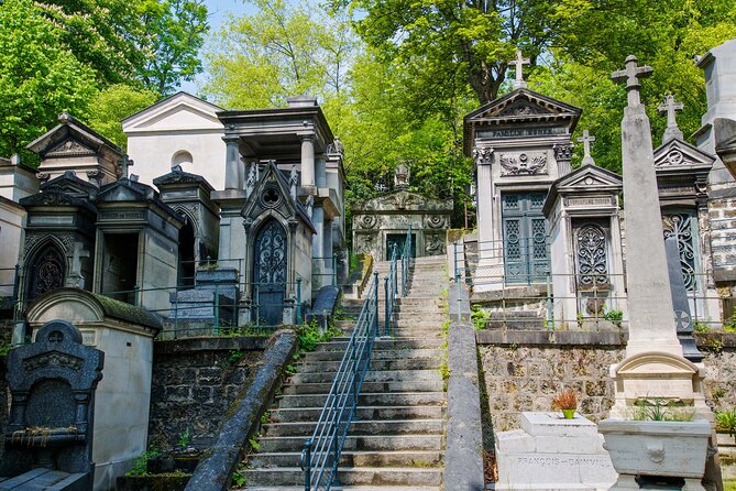 Père-Lachaise Cemetery Paris Tour with Audioguide - Who will enjoy this experience most