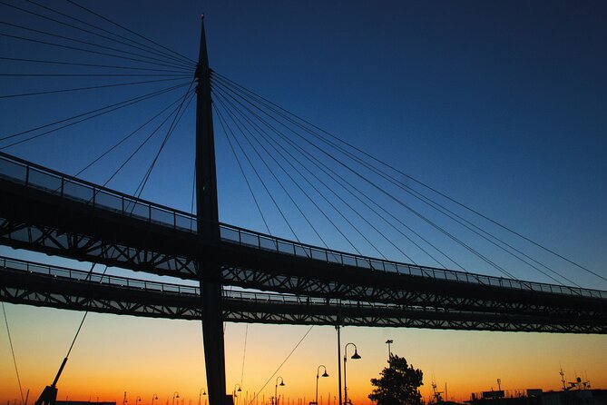 Pescara Walking Tour with Audio and Written Guide by a local - Crossing the 466-meter Ponte del Mare