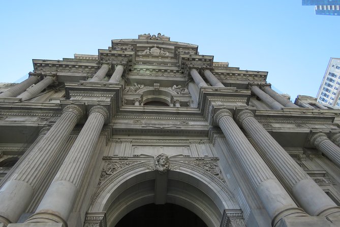 Philadelphia Architecture: Discover Every American Style on a GPS Audio Tour - City Hall gives the route its visual center