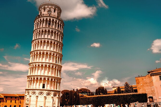 Pisa Walking Tour with Audio and Written Guide by a Local - Key points before you book