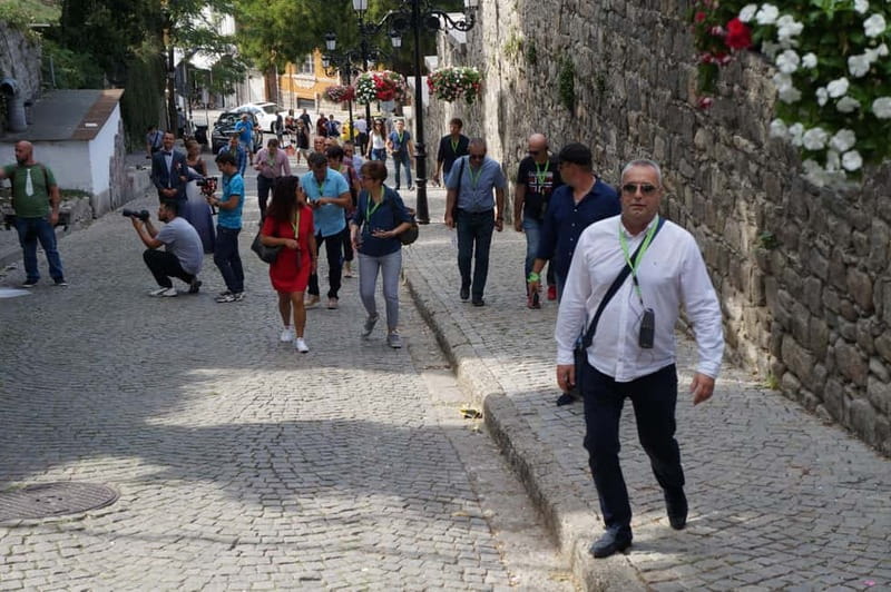 Plovdiv: Old Town Guided Walking Tour & Audioguide & Museum - Old Town houses, painted details, and Hisar Kapia