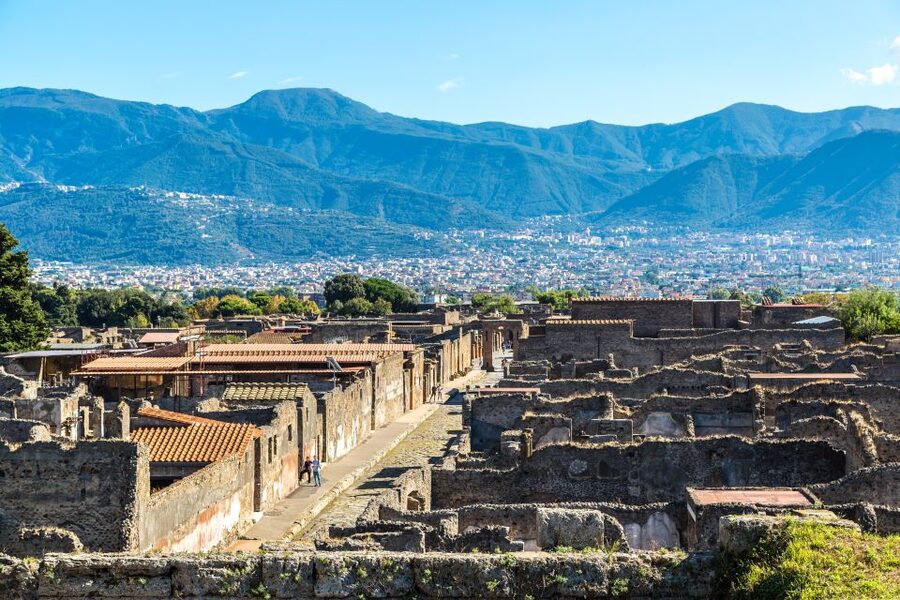 Pompeii: Entry Ticket with Audio Guide - Choosing between the physical and digital audio guides