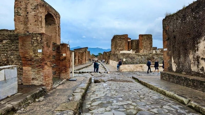 Pompeii: Pre-reserved ticket with audio guide - Is $49 good value?