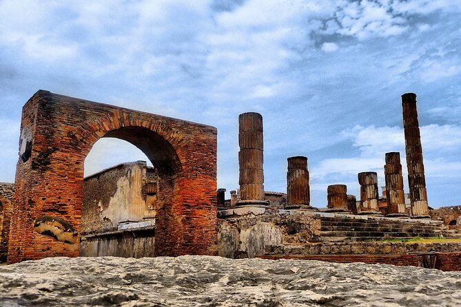 Pompeii: Skip the line ticket (art) + audioguide + map - The most important detail: where you collect everything