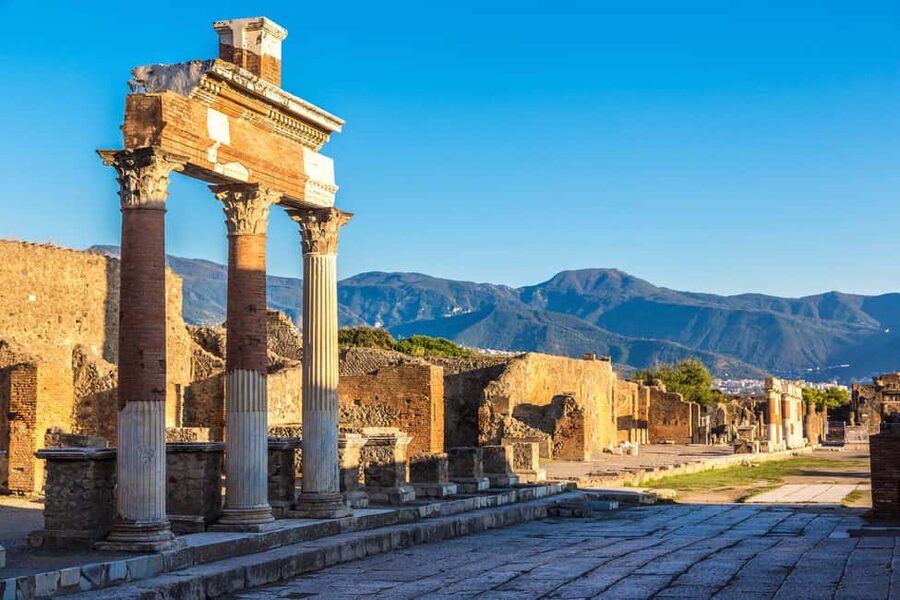 Pompeii: Skip-the-Line Ticket with Audio Guide and Map - Timing, walking, and what to carry