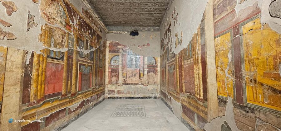 Pompeii, skip-the-line ticket with smartphone audio guide on App - What this Pompeii experience actually gives you
