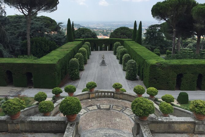 Pontifical Villa Gardens at Castel Gandolfo Audio-Guided Minibus Tour - A one-hour look inside the Pontifical Villa Gardens