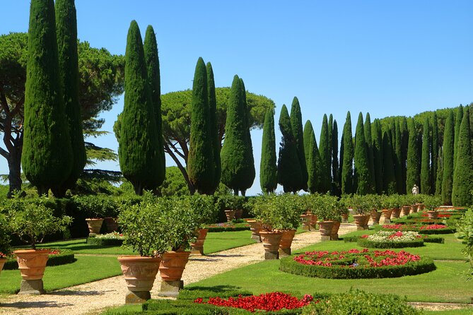 Pontifical Villa Gardens at Castel Gandolfo Audio-Guided Minibus Tour - Lake Albano views and photo opportunities